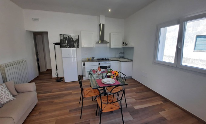 Melendugno House | Apartment in Melendugno a stone's throw from the sea
