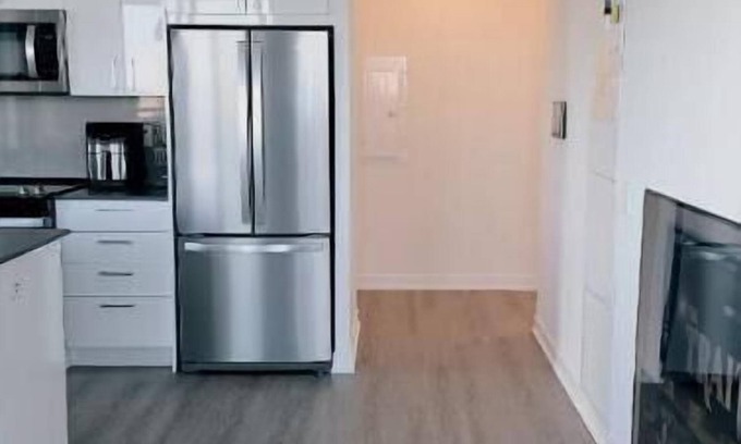 Sheridan Apartment | Apartment in Mississauga