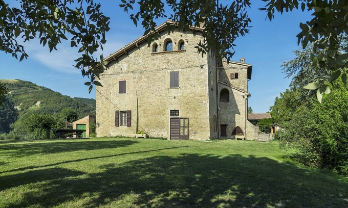 Modigliana House | Apartment in Modigliana with swimming pool