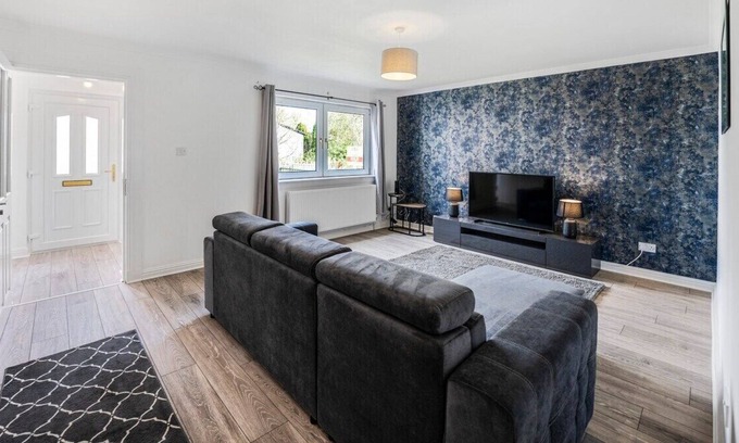 Coatbridge Apartment | Apartment in North Lanarkshire