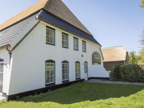 De Cocksdorp House | Apartment in tasteful farmhouse in De Cocksdorp, on the Wadden island of Texel
