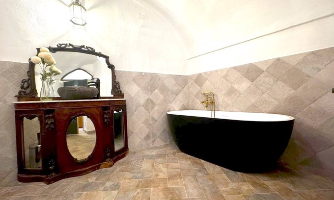 Isolabona Apartment | Apartment in the 14th century castle walls Vaulted ceilings Romantic Sleeps 3