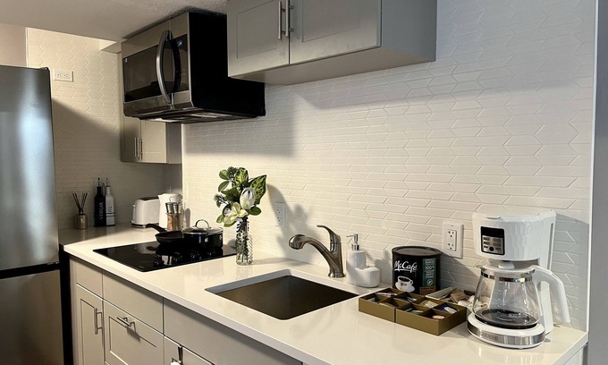 Rosemount House | Apartment in the Prestigious Kiwanis Park Area