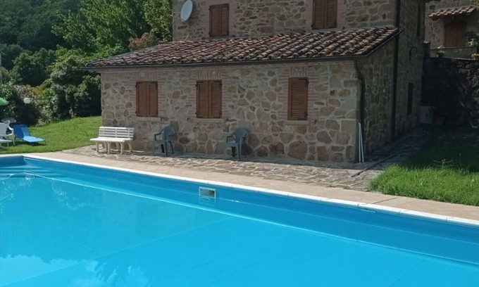 Volerrano Apartment | Apartment in Volterrano with 3 bedrooms sleeps 8
