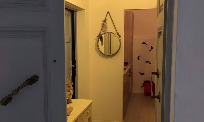 Piombino Apartment | Apartment 'Ireleo' with Balcony, Wi-Fi and Air Conditioning