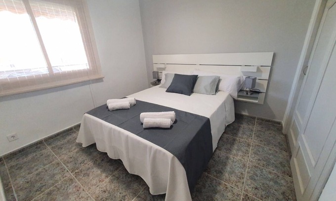 Salou City Centre Apartment | Apartment Iris Janina 200 meters from Platja Llevant