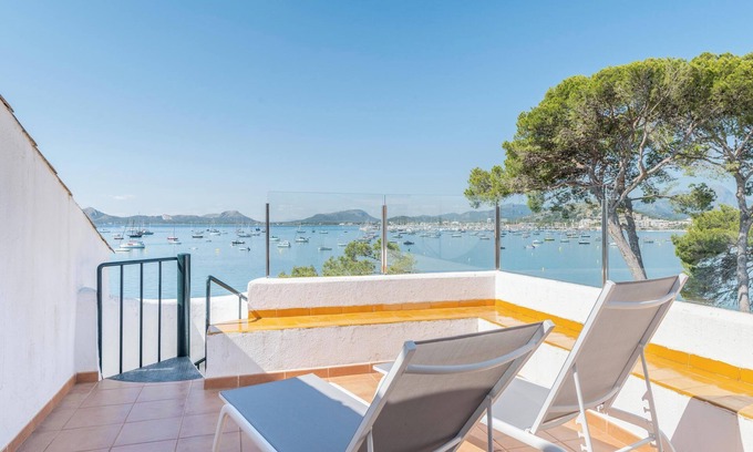 Puerto de Pollensa Apartment | Apartment Isabela 2B-3 habitaciones con ático with Sea View, A/C, Wi-Fi & Terrace