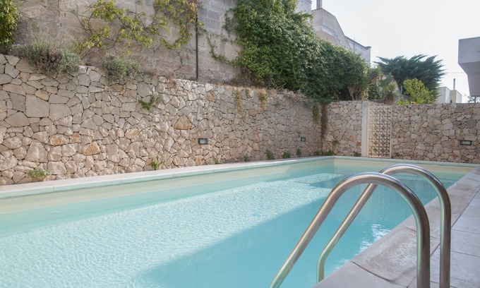 Santa Maria al Bagno Apartment | Apartment With Pool And Panoramic Terrace