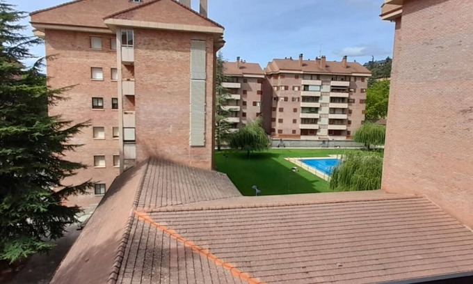 Jaca Apartment | Apartment Jaca, 3 bedrooms, 7 persons