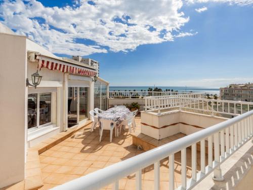 Salou City Centre Apartment | Apartment Jazmin by Interhome