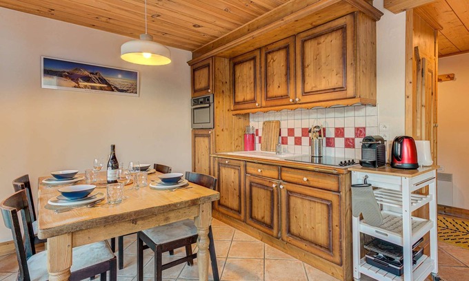 Les Houches Apartment | Apartment Kandahar - Alpes Travel - Les Houches (sleeps 4)