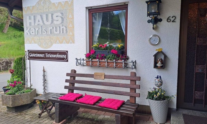Warmensteinach Bed & Breakfast | Apartment Karlsruh