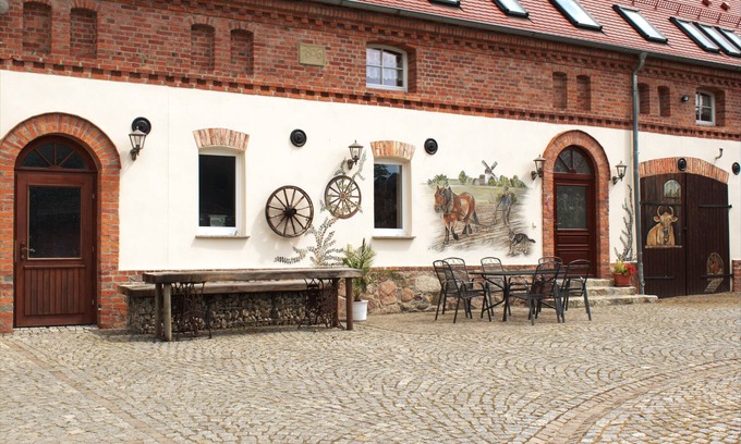 Krostitz Apartment | Apartment "Kiefer" (No. 5) - New flair within old walls