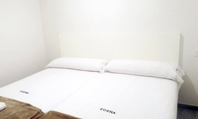 Zarautz Apartment | Apartment Kiriki - Ideal for 2 people in the city center by Egona