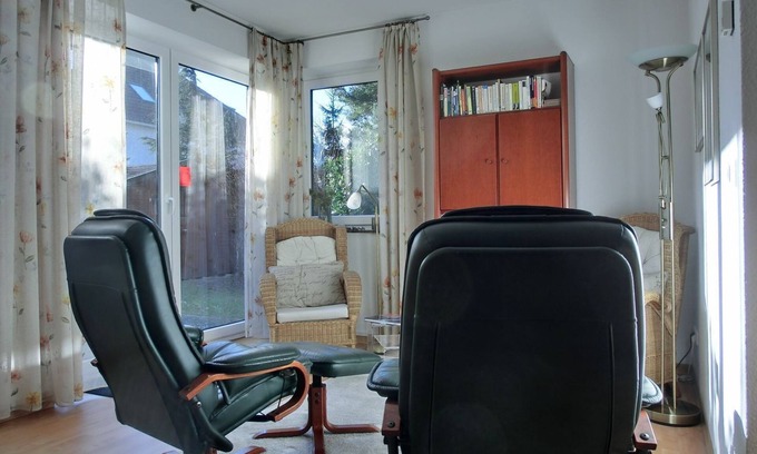 Graal Apartment | Apartment KL24 - 3-room apartment with large garden, on the ground floor. for 3 persons,