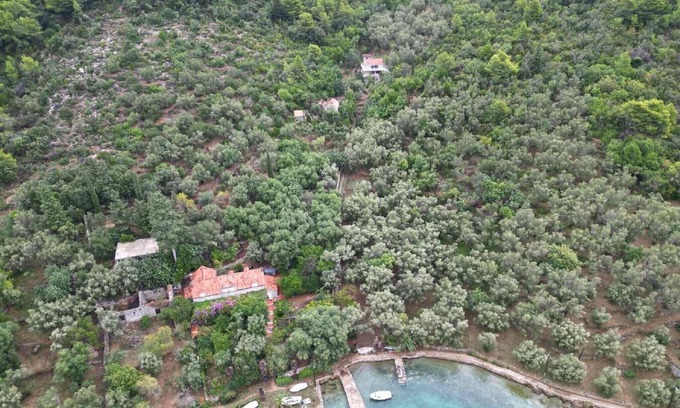 Sipan Island Apartment | Apartment Kod Jadranke - Two Bedroom Apartment with Balcony and Sea View