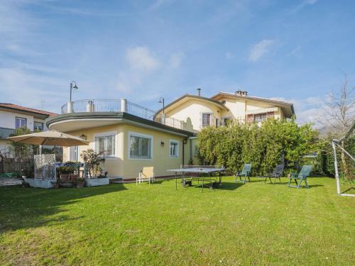 Cinquale Apartment | Apartment La casa di Alice by Interhome