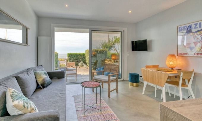 La Baule-Escoublac Apartment | Apartment 'La Baule - Bora Bora - Face Mer' with Sea View, Private Terrace and Wi-Fi
