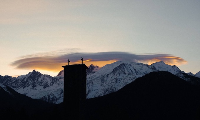 Plateau-d'Assy Apartment | Apartment 'La Maison De Zoé' with Mountain View, Private Terrace and Wi-Fi