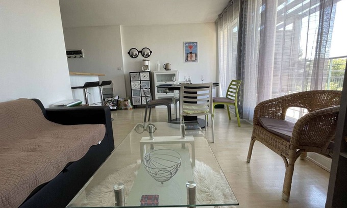 Geste Apartment | Apartment La Rochelle, 2 bedrooms, 4 persons