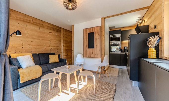 Les Gets Apartment | Apartment La Terrasse de Roma - LES GETS: right in the center and at the foot of the slopes