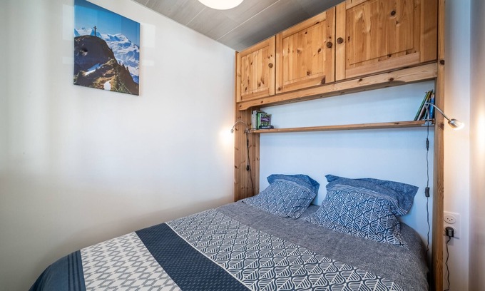 Le Praz de Lys Apartment | Apartment 'Les Mouflons 1500' with Mountain View, Balcony and Wi-Fi