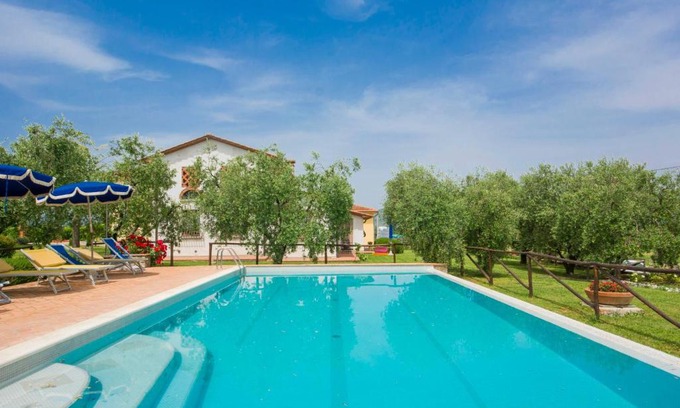 Vinci Apartment | Apartment Loggiato by Interhome
