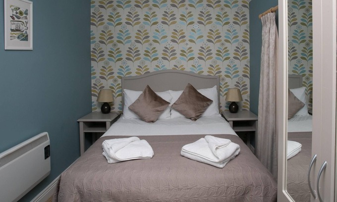 Clondra Apartment | Apartment-Luxury-Private Bathroom-3C