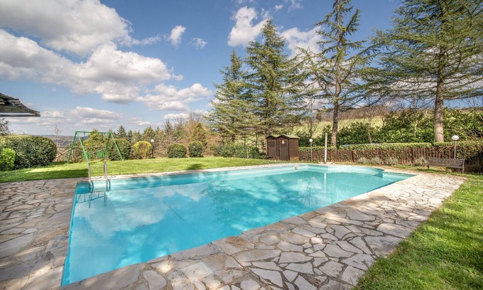 Umbertide House | Apartment 'Magnolia Antico Casale '700' with Shared Pool and Wi-Fi