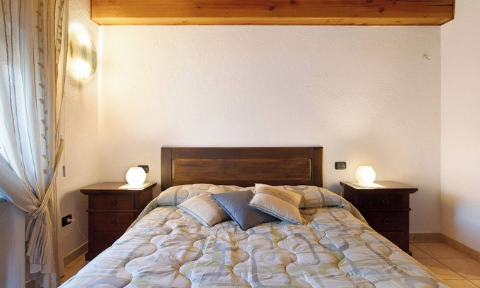 Nus Apartment | Apartment 'Manu - Blavy Nus' with Mountain View, Private Terrace and Wi-Fi
