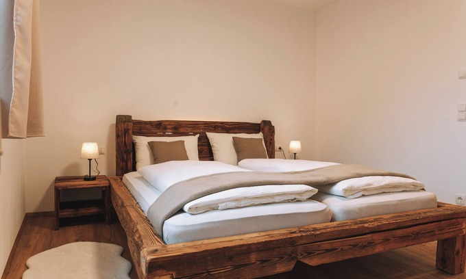 Lana Apartment | Apartment 'Matscherhof Family 1' with Mountain View, Wi-Fi and Air Conditioning