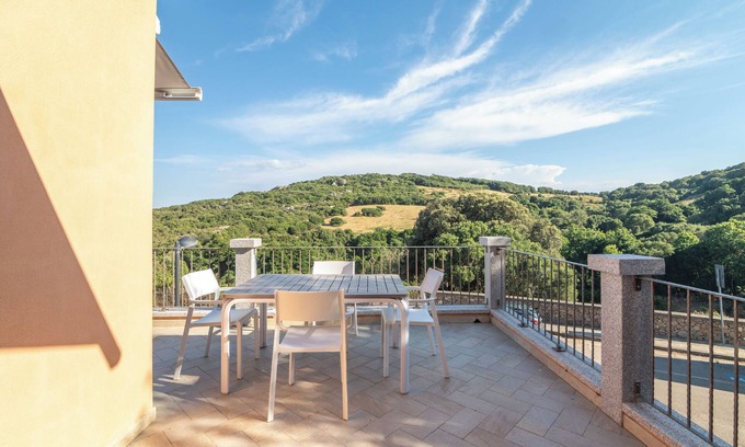 San Franciscu d'Aglientu Apartment | Apartment 'Medici' with Private Terrace, Wi-Fi and Air Conditioning