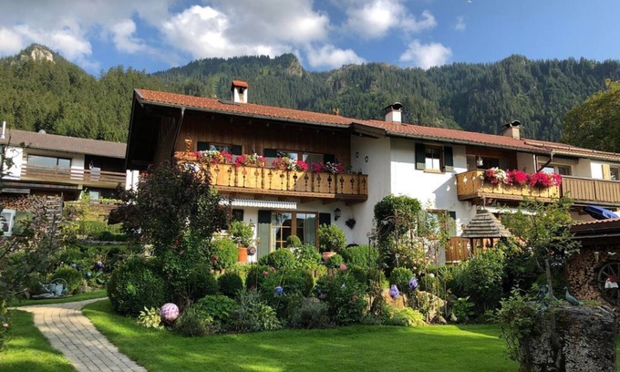 Oberammergau Apartment | Apartment Mitteldorf - Apartment Lisa (2 bed.)