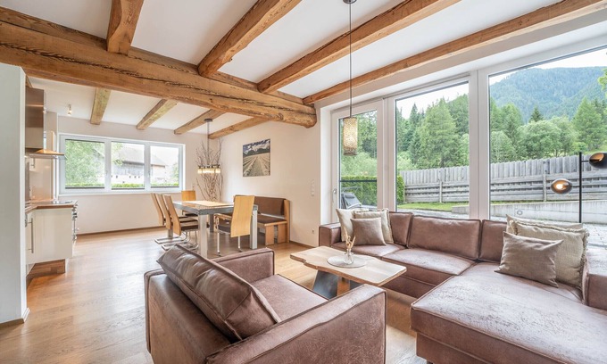 Mauterndorf Apartment | * Apartment Morgenrot in the apartment resort Hackenschmiede: 4-8 pers.