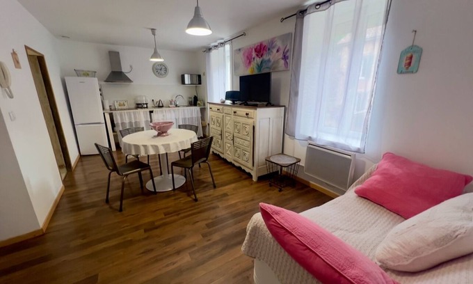 Bedarieux (ornac) Apartment | Apartment n°5 - T2 separate bedroom and bathroom