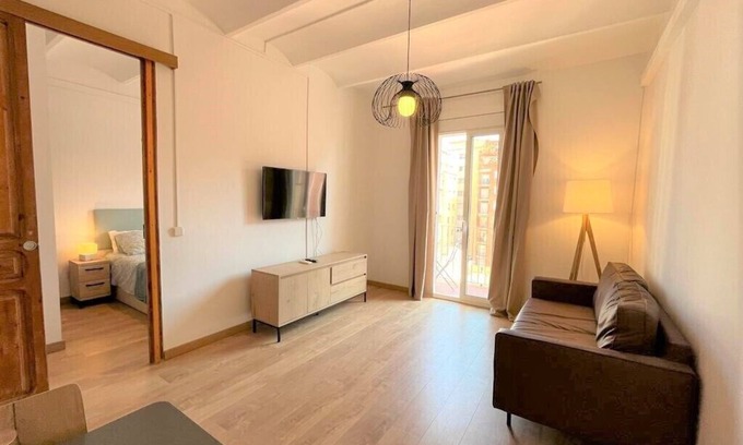 Poblenou Apartment | Apartment near Barcelona beach - 2 bedrooms with double bed