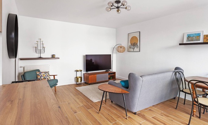 Madeleine-Champ de Mars Apartment | Apartment near the historic center of Nantes