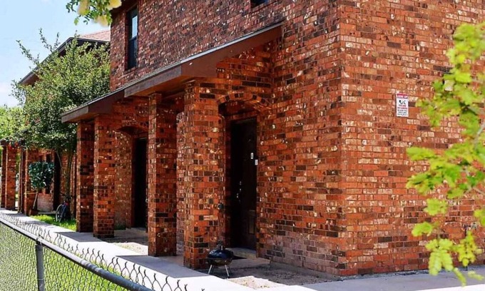 Edinburg Apartment | Apartment near University