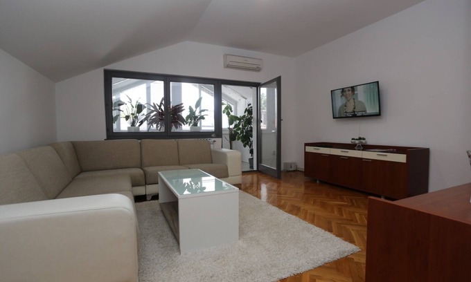Ilidza House | Apartment NESI, Apartments Pejton Ilidza Sarajevo