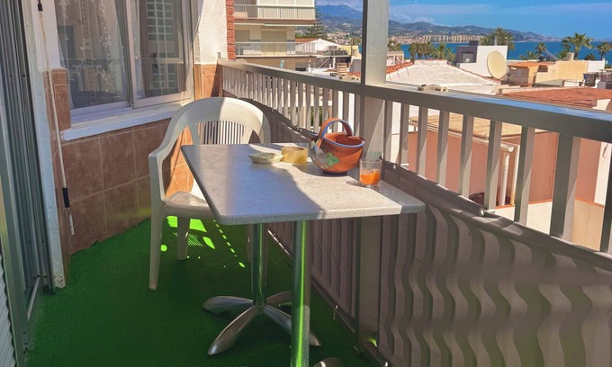 Torre del Mar Apartment | Apartment next to the sea, very well oriented with south orientation.