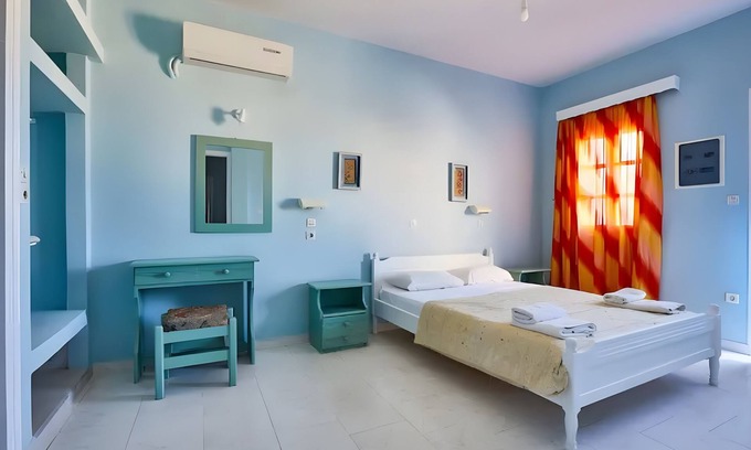 Diafani Apartment | Apartment 'No 2' with Sea View, Wi-Fi and Air Conditioning