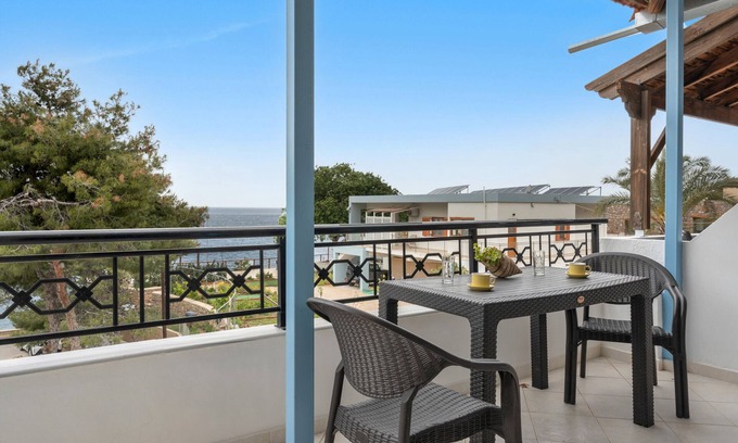 Panormos Apartment | Apartment 'No 5' with sea view, Wi-Fi and air conditioning