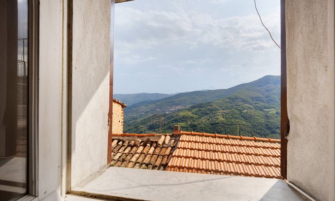 Cesio Apartment | Apartment "Nonna Gina" with Balcony