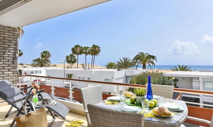 Meloneras Apartment | Apartment Oasis CM18 by VillaGranCanaria