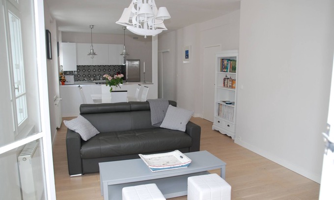 Le Pouliguen Apartment | Apartment of charm and authenticity full center