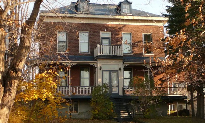 Desjardins Apartment | Apartment Old Lévis (river view) CITQ 308089