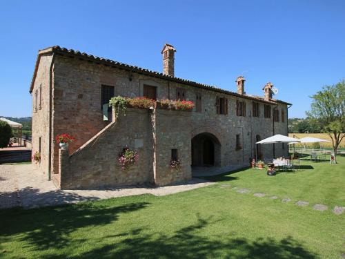 Todi Apartment | Apartment on farm amidst the Umbrian hills