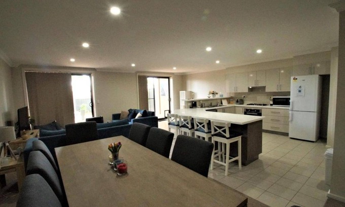 Armidale Apartment | Apartment on Freeman