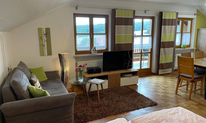 Segeten Apartment | Apartment on the upper floor with south-facing balcony