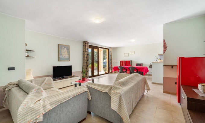 Capoterra Apartment | Apartment 'Open Space Capoterra' with Mountain View, Shared Terrace and Shared Garden